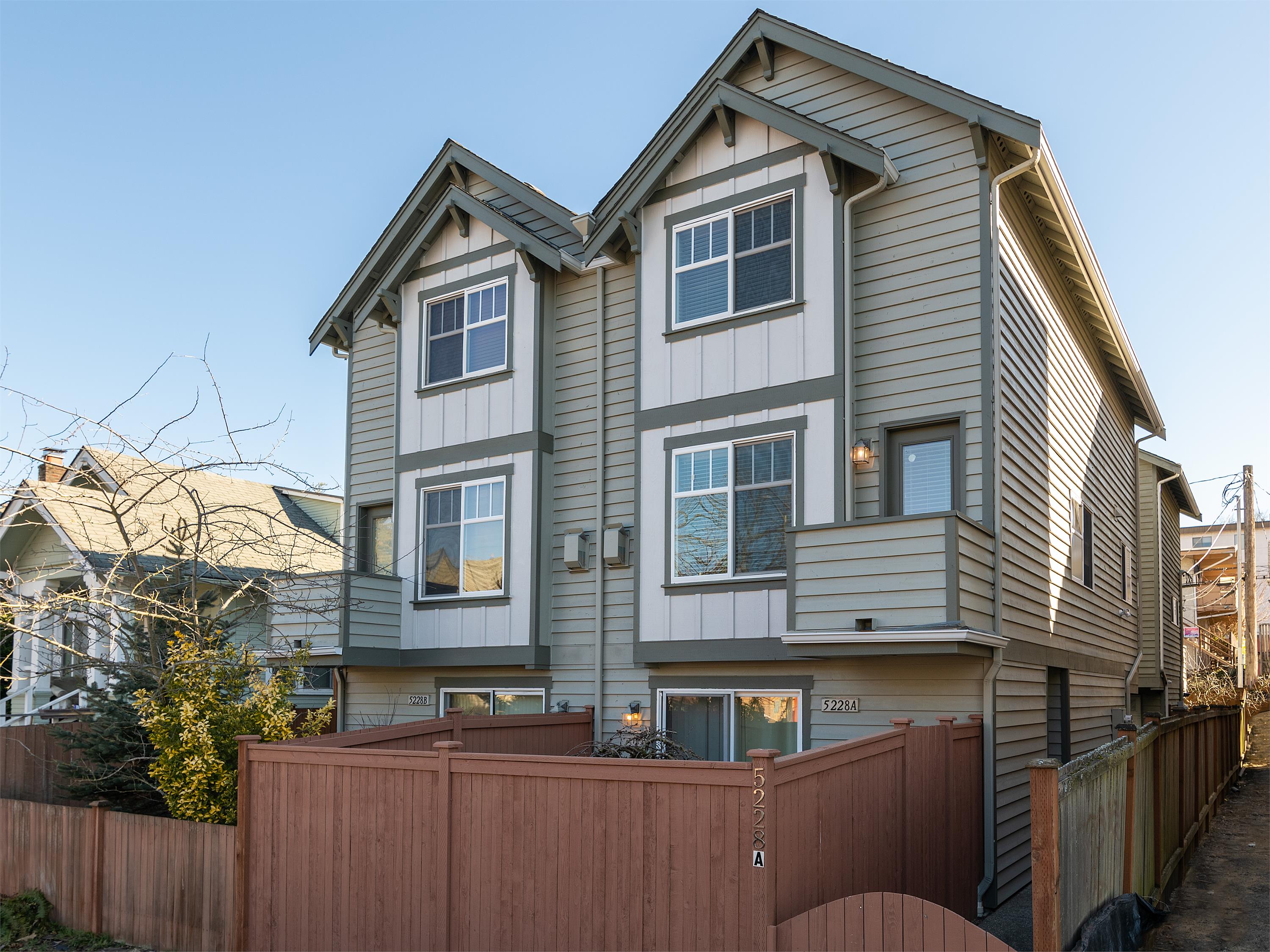 5228 Brooklyn Ave NE #A